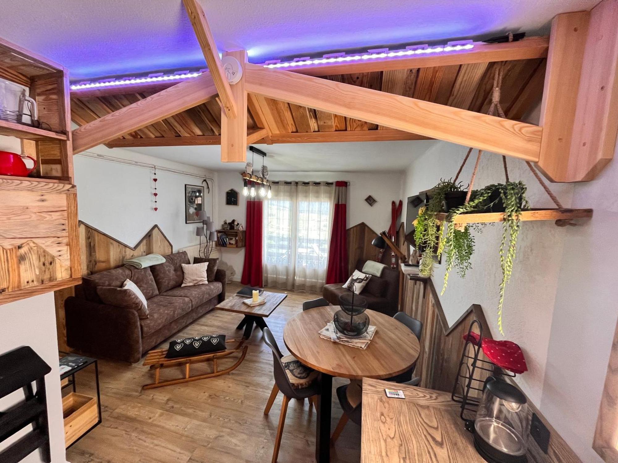 Superbe T2 Atypique-vue Panoramique-idealement Situe ! Apartment *